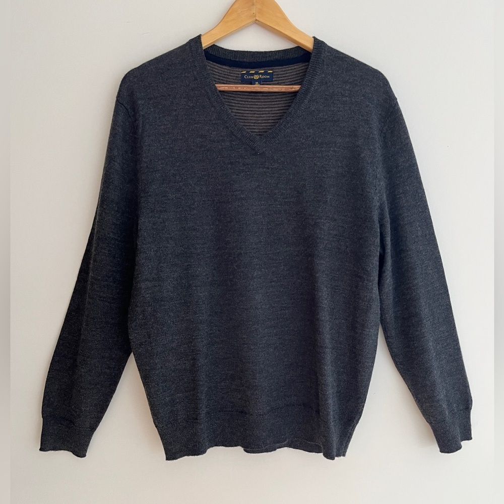 CLUB ROOM V Neck Pullover Grey Knit Merino Blend Sweater Preppy Academia Office